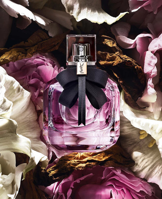 YVES SAINT LAURENT MON PARIS EAU DE PARFUM.
