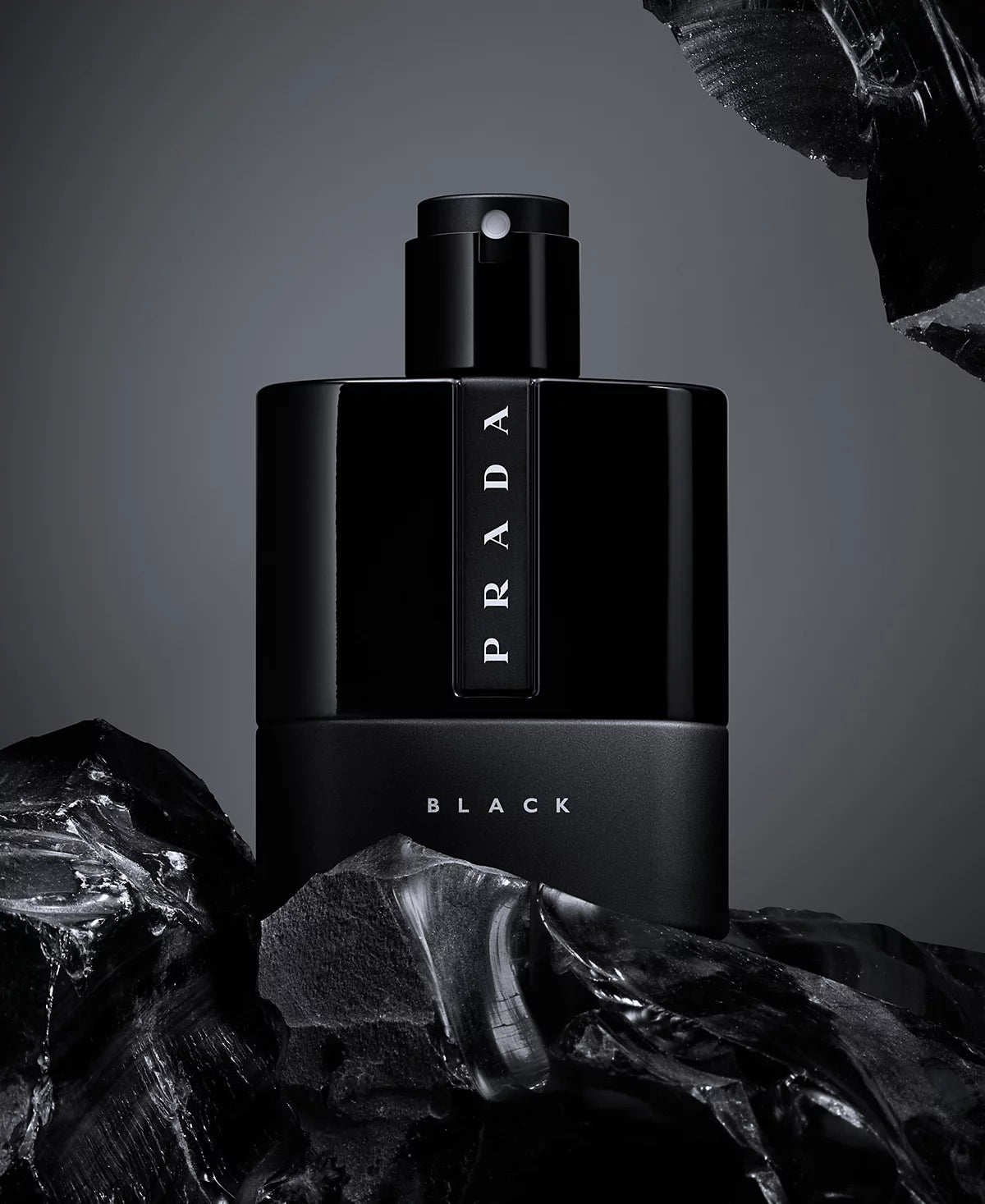 PRADA LUNA ROSSA BLACK EAU DE PARFUM.